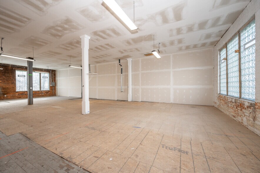 More Photos Of 1514 Kinney Ave, Cincinnati Warehouse For Sale