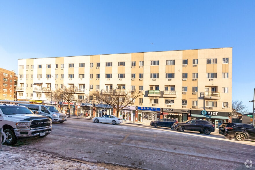 More Photos Of 150-05 Northern Blvd, Flushing Apartments For Lease