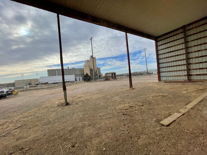 More Photos Of 78 N Silicon Dr, Pueblo Light Distribution For Lease