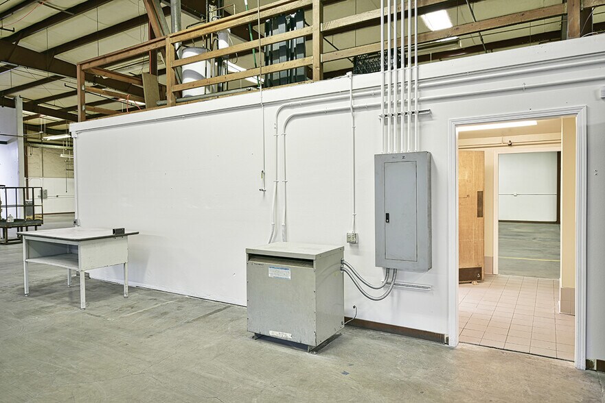 More Photos Of 1744 Forrest Way, Carson City Manufacturing For Sale