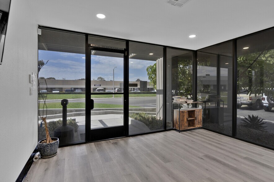 More Photos Of 23231 Vista Grande Dr, Laguna Hills Warehouse For Sale