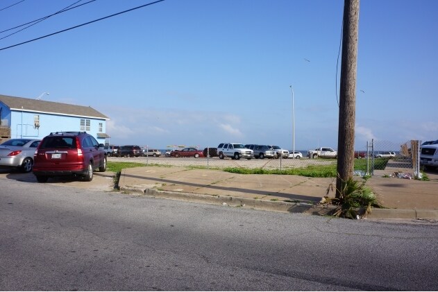 More Photos Of 3128 Seawall Blvd, Galveston Land For Lease