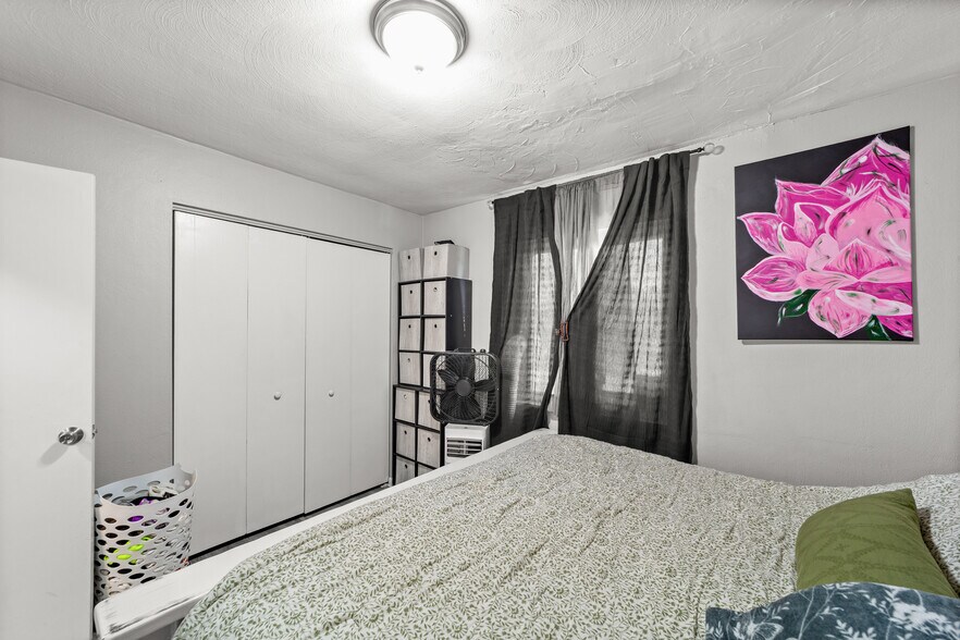 More Photos Of 5216 E Lake Rd, Sheffield Lake Apartments For Sale