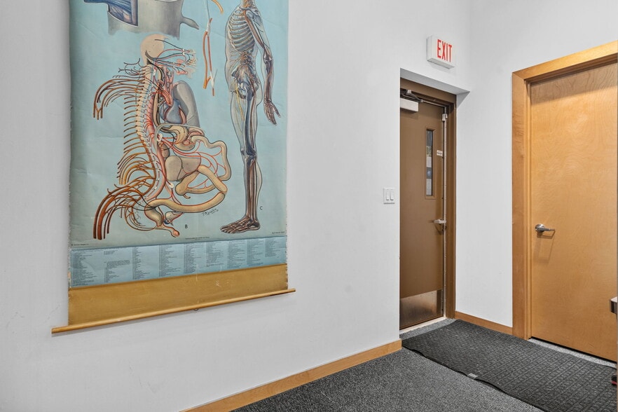 More Photos Of 1024 Washington Ave S, Minneapolis Apartments For Sale