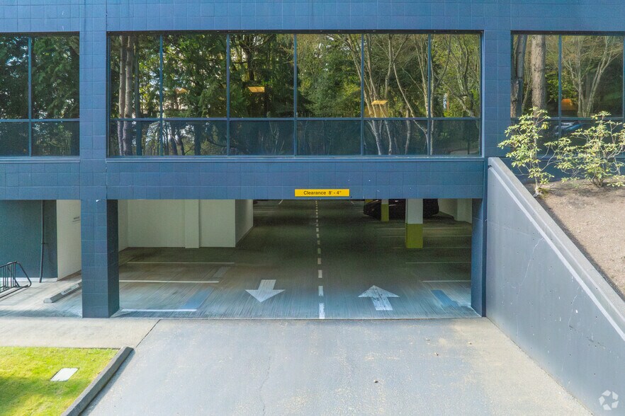 More Photos Of 4020 Lake Washington Blvd NE, Kirkland Office For Lease