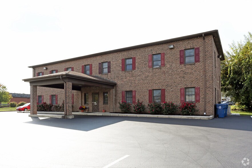 More Photos Of 2575 Eastern Blvd, York Office For Lease