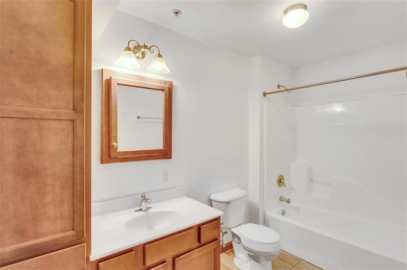 More Photos Of 456 2nd St, California Apartments For Sale