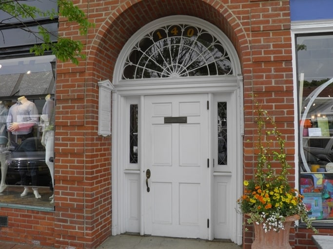 Primary Photo Of 140 Elm St, New Canaan Storefront For Lease