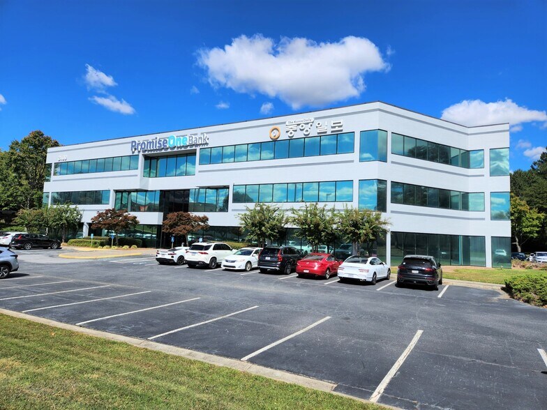 Primary Photo Of 2400 Pleasant Hill Rd, Duluth Office For Lease