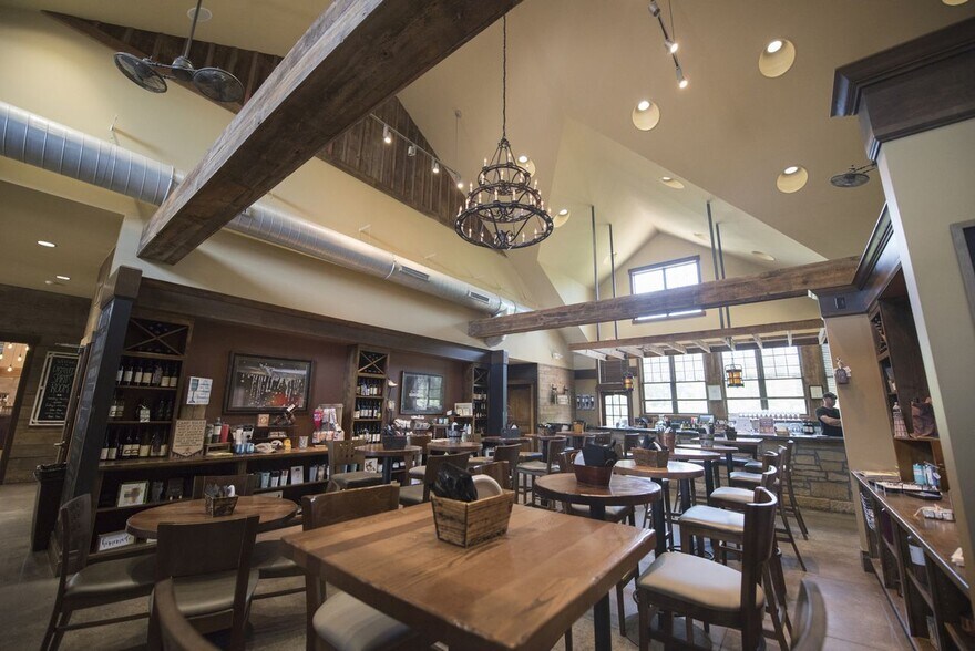More Photos Of 1179 East Pearl St, Kasota Restaurant For Sale