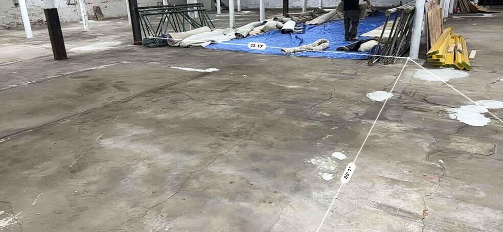 More Photos Of 7 Dunnell Ln, Pawtucket Warehouse For Lease