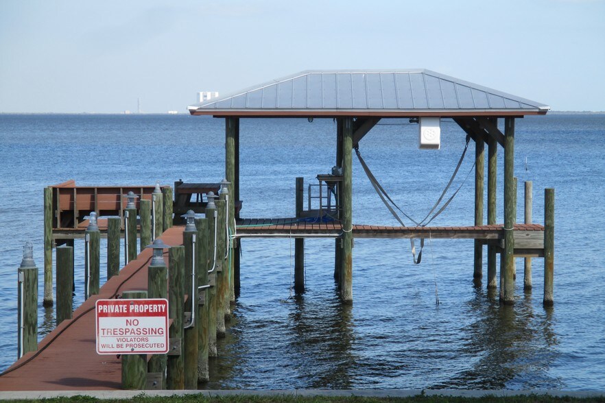 More Photos Of 3405 S Washington Ave, Titusville Freestanding For Sale