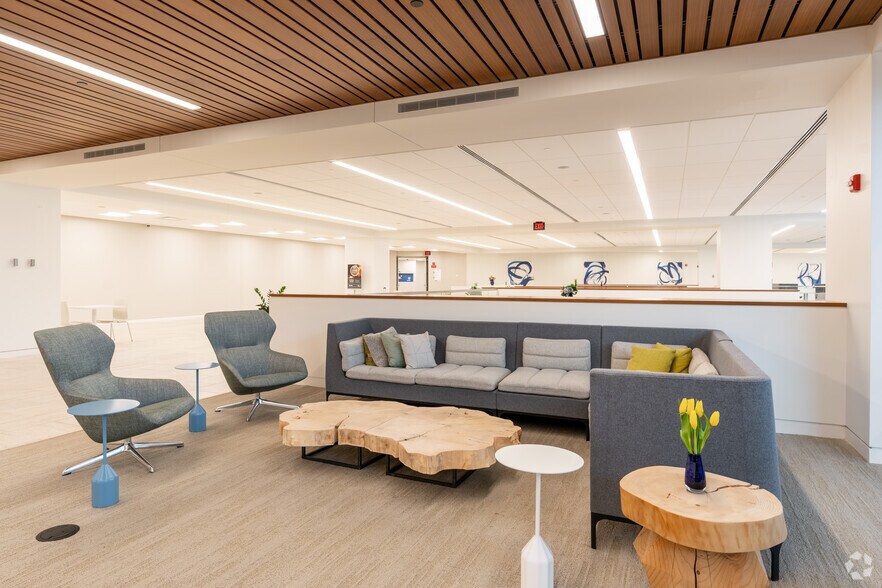 More Photos Of 1950 Innovation Way, Libertyville Office For Lease