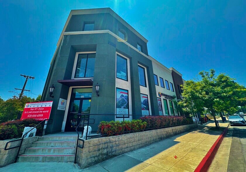 More Photos Of 2956 E Colorado Blvd, Pasadena General Retail For Lease
