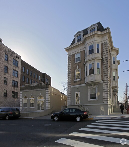 More Photos Of 56-60 Hamilton St, Paterson Office For Lease