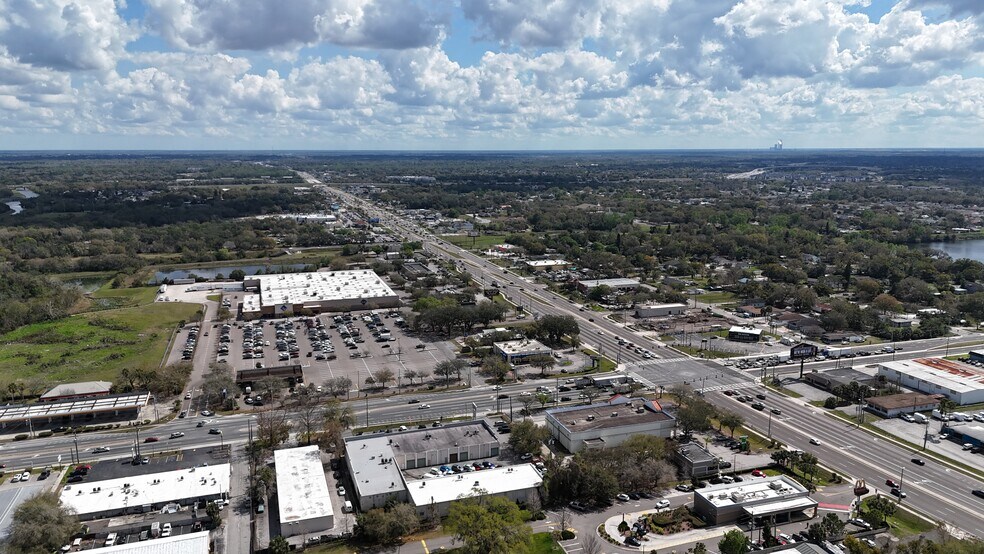 More Photos Of 1652-1704 N Goldenrod Rd, Orlando General Retail For Sale