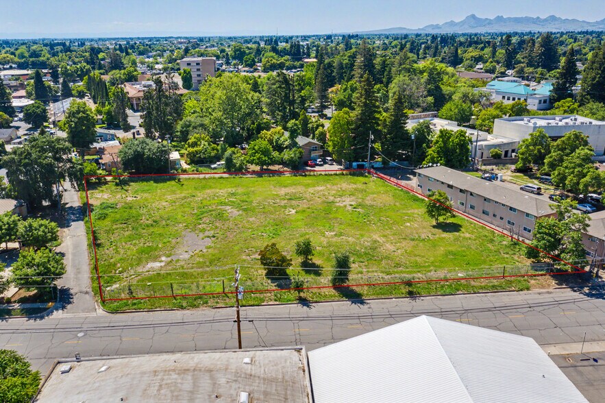 More Photos Of 952 Market St, Yuba City Land For Sale