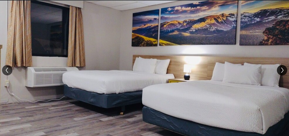 More Photos Of 109 16th St, Wheatland Hotel For Sale