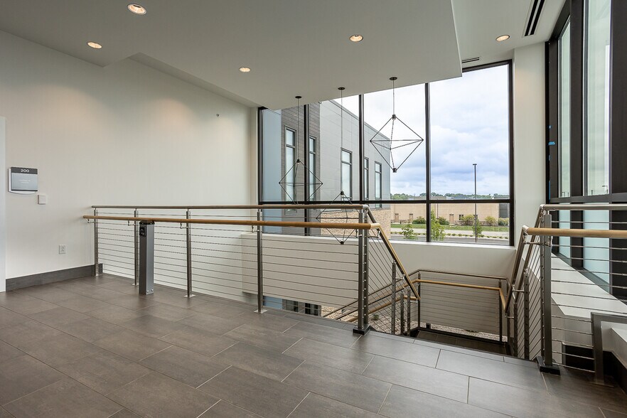 More Photos Of 120 Avon Marketplace, Avon Medical For Lease