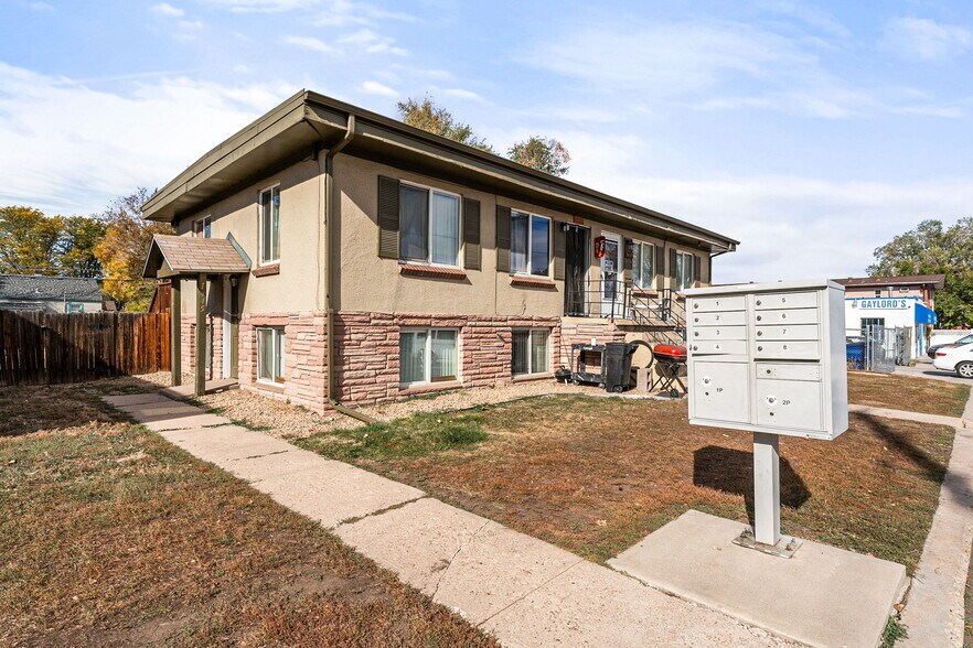 More Photos Of 1435 Depew St, Lakewood Apartments For Sale