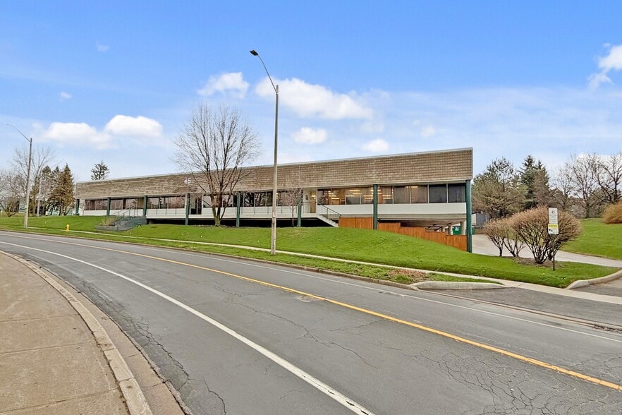 Primary Photo Of 45 Mcintosh Dr, Markham Office For Sale