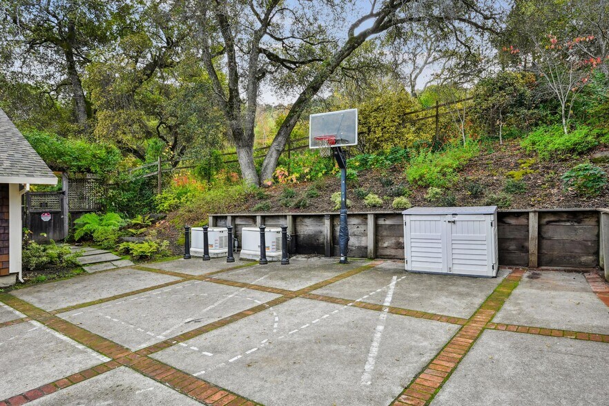 More Photos Of 1605 Lucas Valley Rd, San Rafael Healthcare For Sale