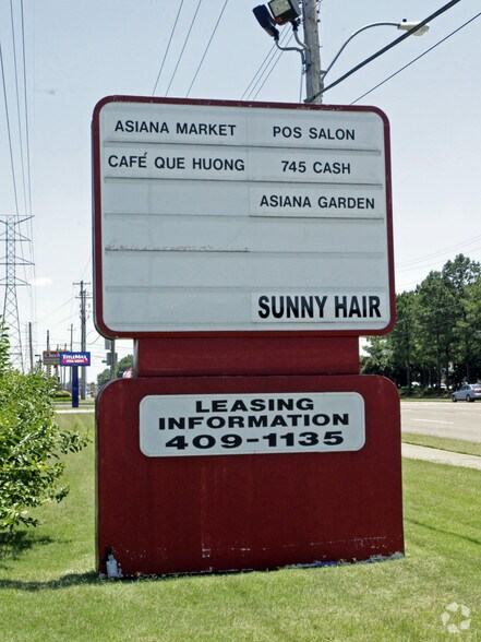 More Photos Of 5940-5992 Mt Moriah Rd, Memphis Unknown For Lease