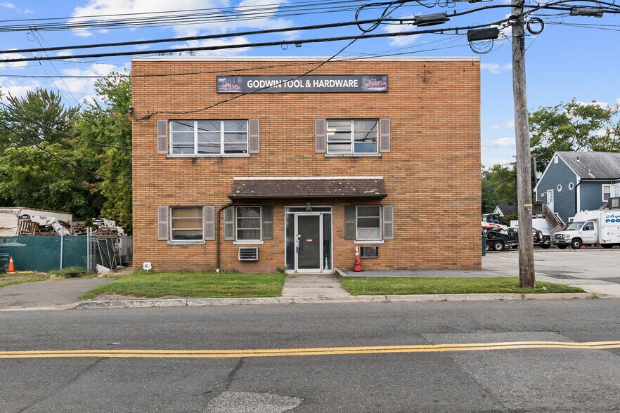 Primary Photo Of 189 Greenwood Ave, Midland Park Warehouse For Lease