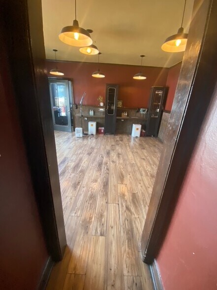 More Photos Of 7214-7218 Melrose Ave, Los Angeles Storefront Retail Office For Lease