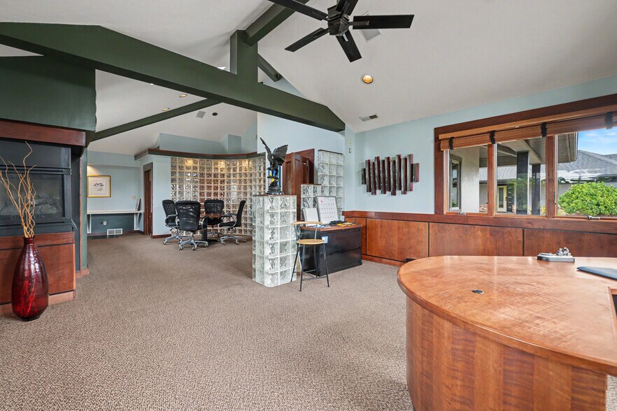 More Photos Of 7291 Stone Rd, Medina Office For Sale