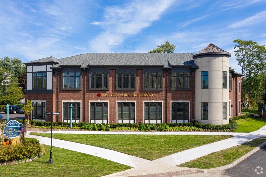 Primary Photo Of 17108 Mack Ave, Grosse Pointe Office For Lease
