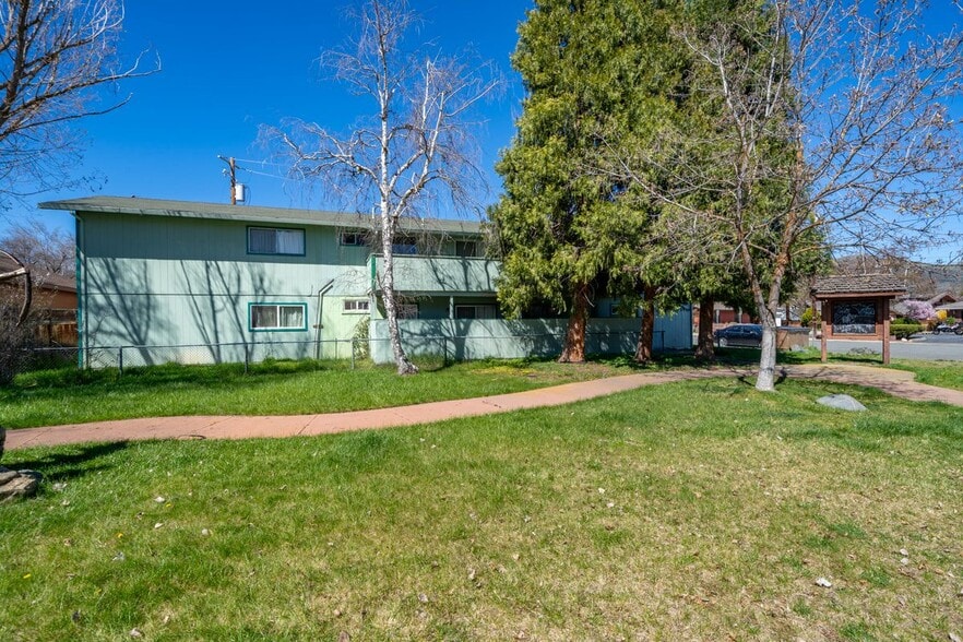 More Photos Of , Yreka Unknown For Sale