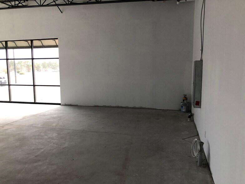 More Photos Of 11409 Ocean Gateway, Berlin Unknown For Lease