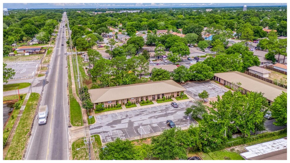 More Photos Of 403 Hollywood Blvd NW, Fort Walton Beach Office For Lease