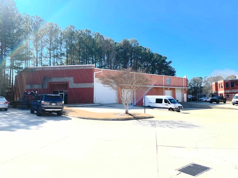 More Photos Of 3110 Moon Station Rd NW, Kennesaw Distribution For Lease