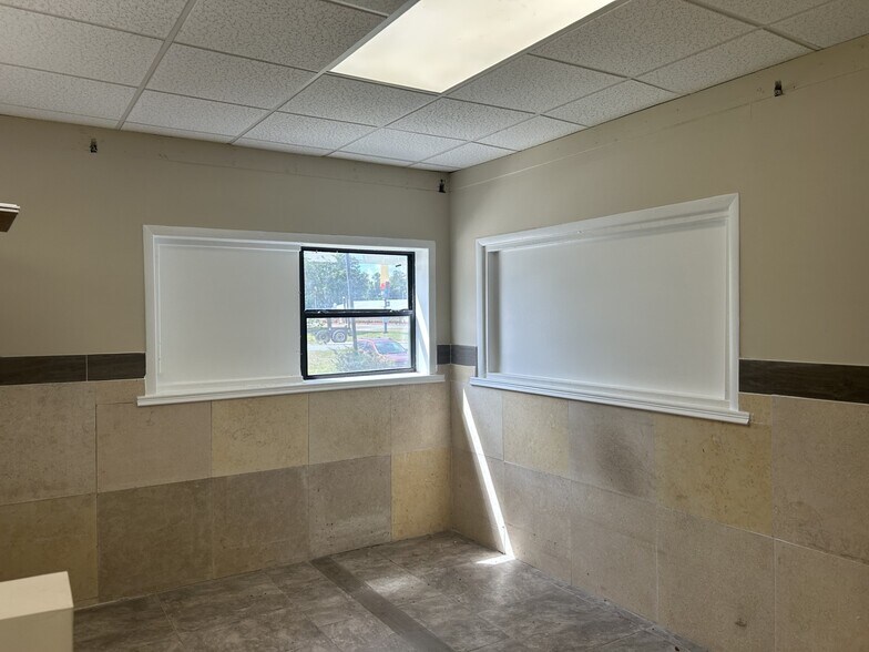 More Photos Of 2626 Reid St, Palatka Freestanding For Sale