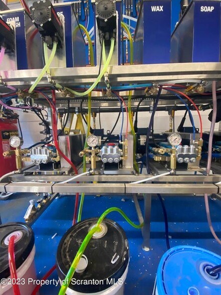 More Photos Of 2125 Washburn St, Scranton Carwash For Sale