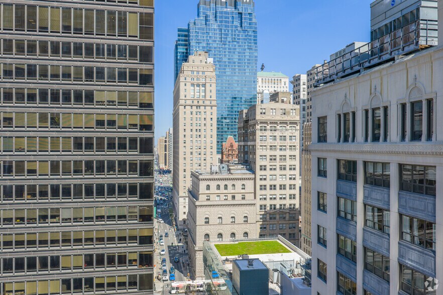 More Photos Of 1435-1441 Walnut St, Philadelphia Office For Lease