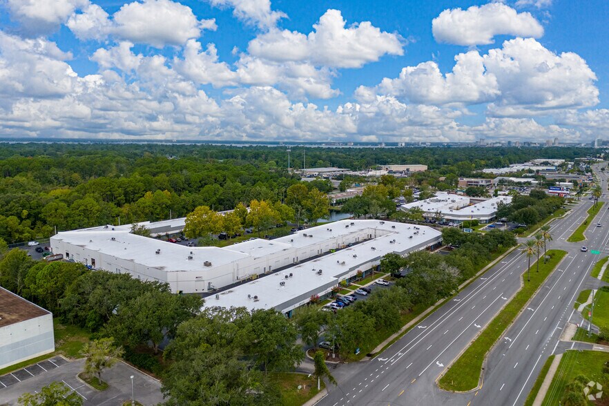More Photos Of 3728 Philips Hwy, Jacksonville Unknown For Lease