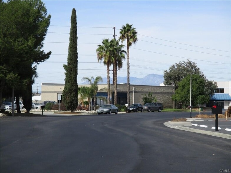 Primary Photo Of 6111 Quail Valley Ct, Riverside Warehouse For Lease