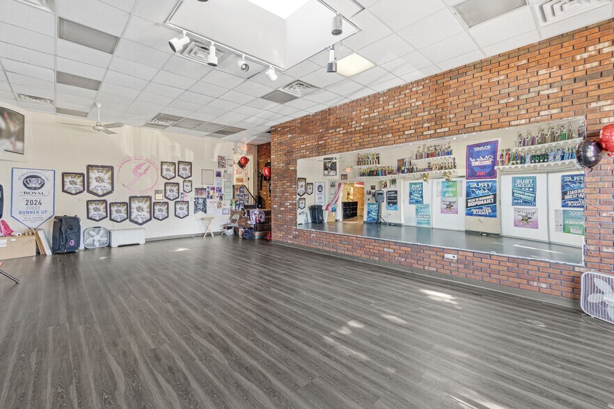 More Photos Of 691 Franklin Ave, Nutley Storefront Retail Residential For Sale