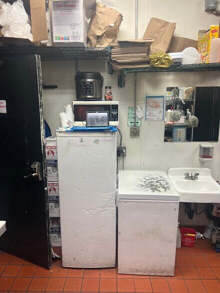 More Photos Of 629-633 E Colfax Ave, Denver Coworking Space