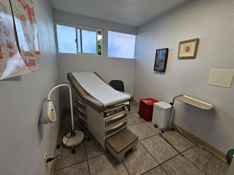 More Photos Of 1376 N Waterman Ave, San Bernardino Medical For Lease
