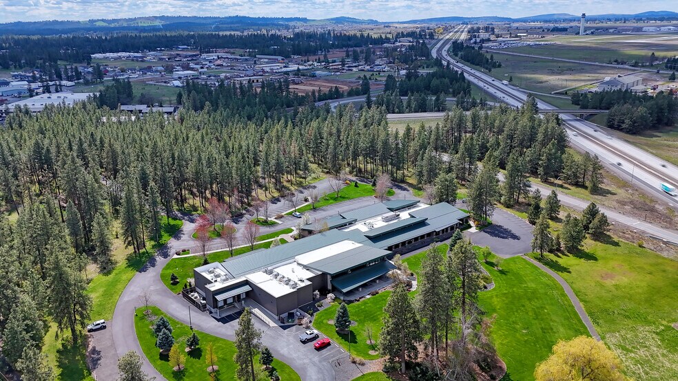 More Photos Of 3715 S Grove Rd, Spokane Industrial For Sale