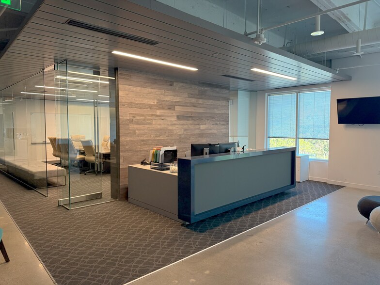 More Photos Of 880 Montclair Rd, Birmingham Office For Lease