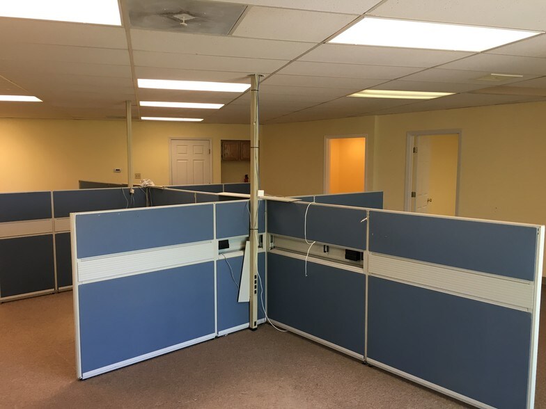 More Photos Of 600 S Holmes Ave, Saint Louis Office For Sale