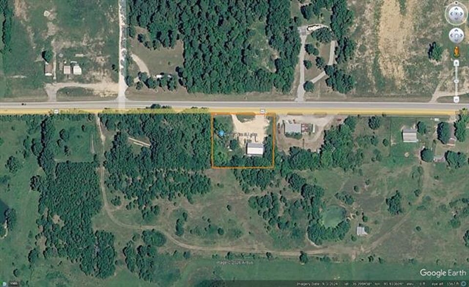 More Photos Of 6906 62/412 Highway, Viola Auto Repair For Sale