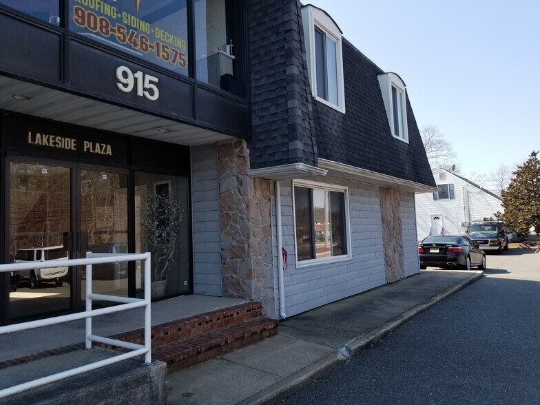 More Photos Of 915 Lacey Rd, Forked River Office For Lease