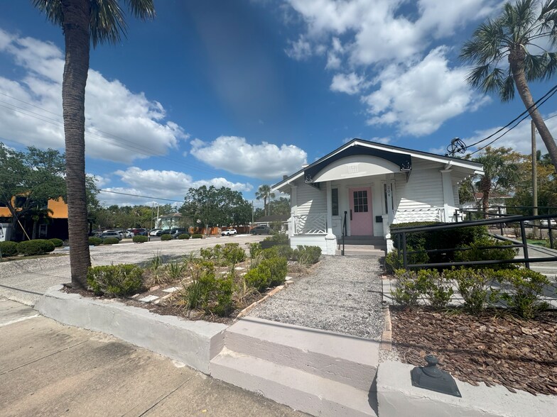 More Photos Of 204 S Howard Ave, Tampa Storefront Retail Office For Lease
