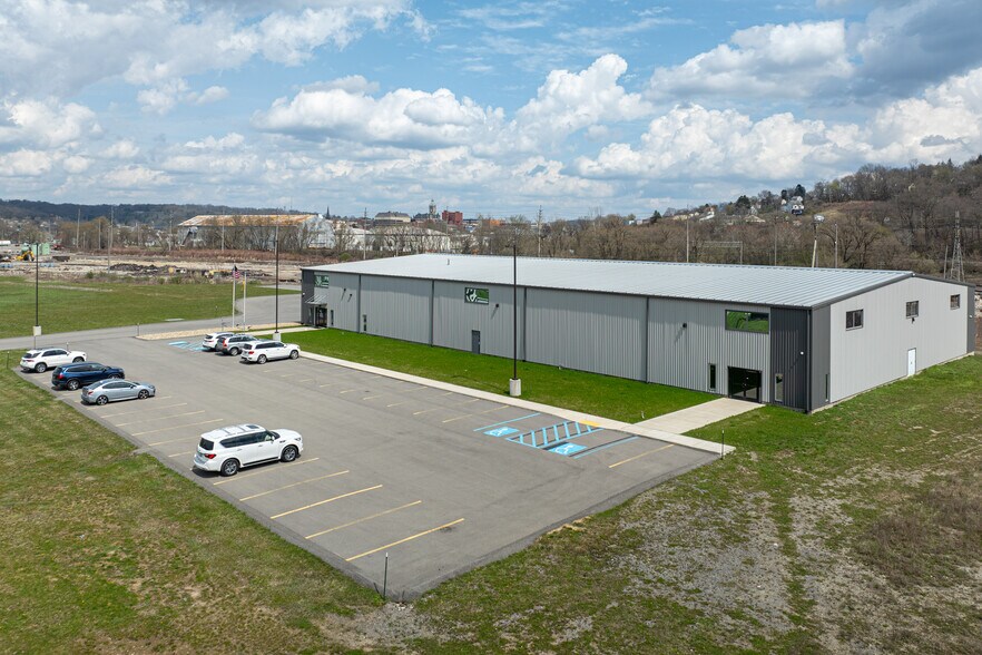 More Photos Of 169 Hollywood Dr, Butler Warehouse For Lease